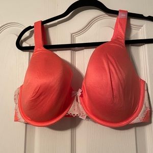 Cacique padded bra